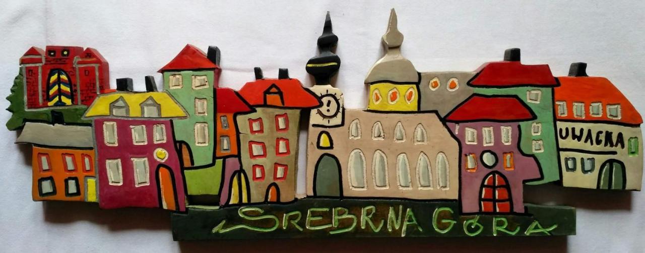 Apartamenty I Pokoje Goscinne "Wacus" Srebrna Góra المظهر الخارجي الصورة